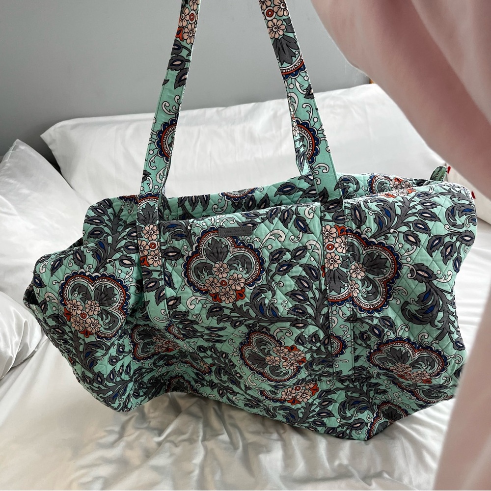 Vera Bradley duffle bag XL